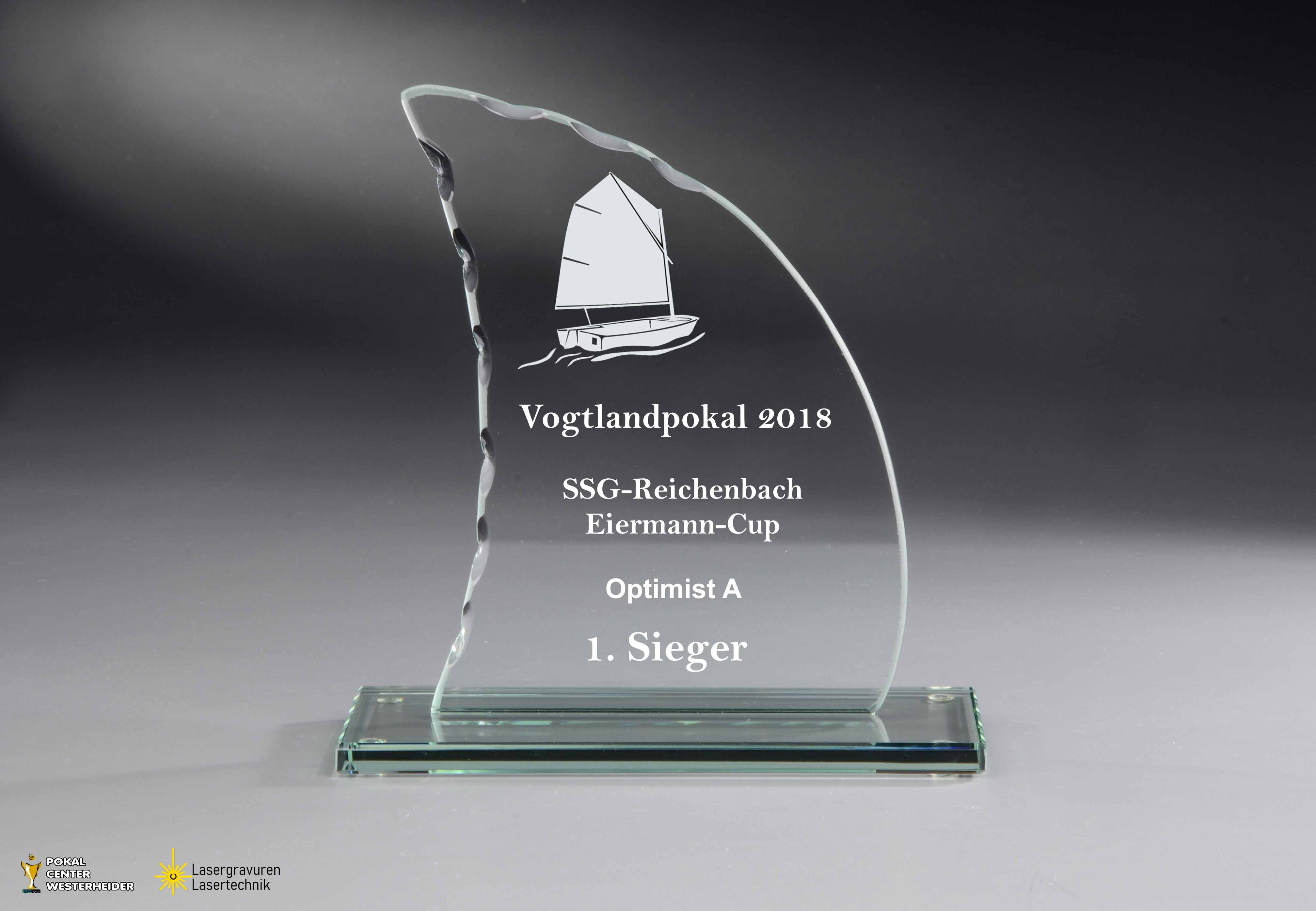 günstige Wellenschliff Glastrophäe Segel
