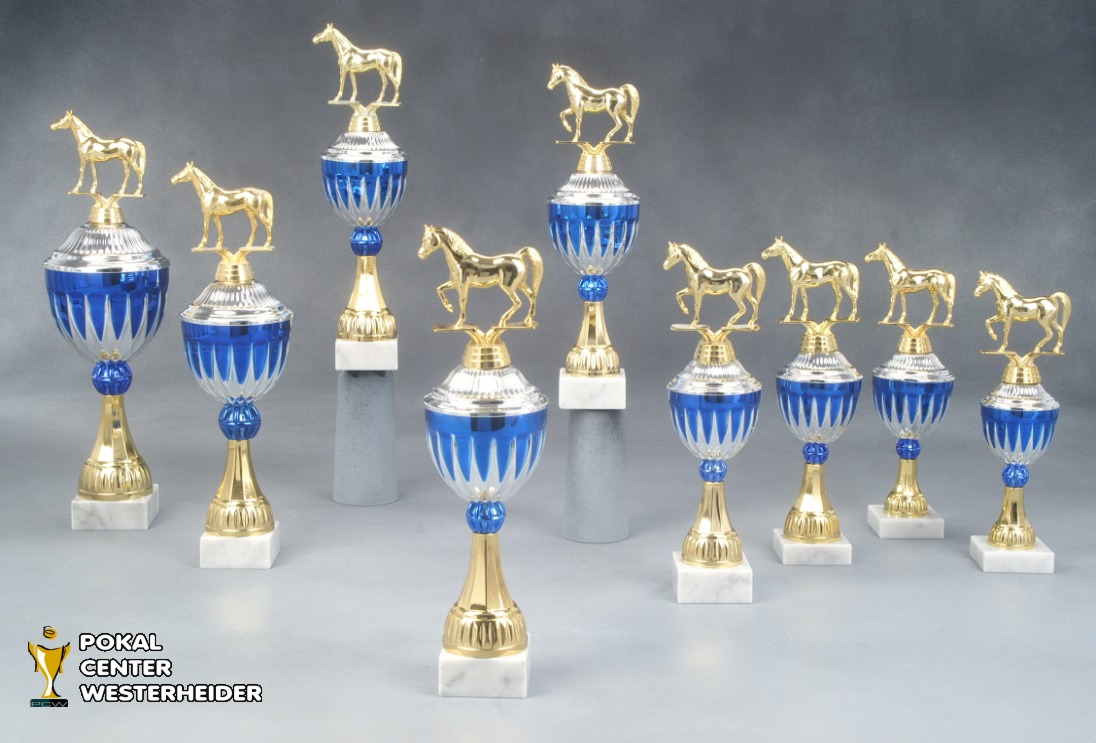 Reitsport  Pokal 'CHICAGO' mit Figur